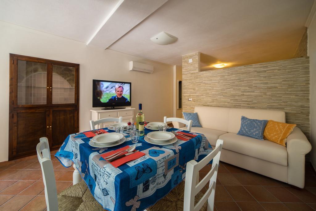 Casa Spiga Apartment Cagliari Bagian luar foto