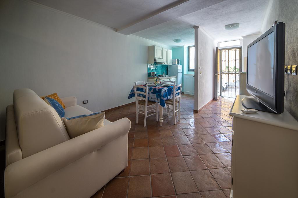 Casa Spiga Apartment Cagliari Bagian luar foto