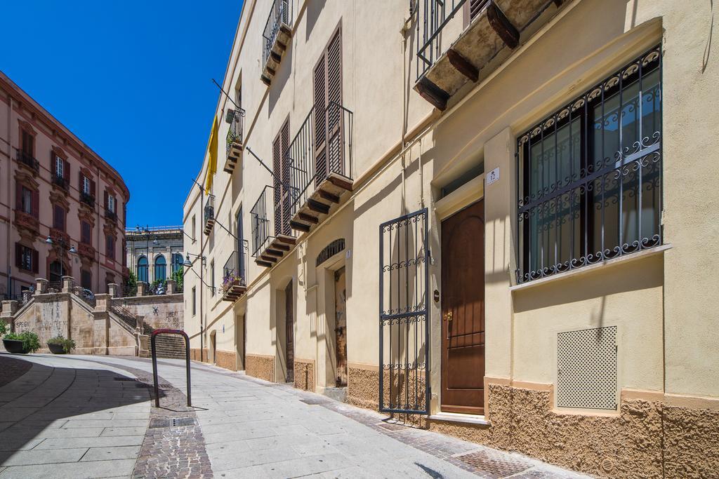 Casa Spiga Apartment Cagliari Bagian luar foto